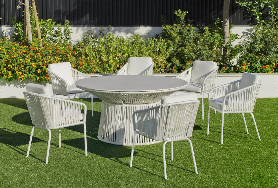 Mobilier de jardin haut de gamme – salon de jardin haut de gamme, table,  chaise